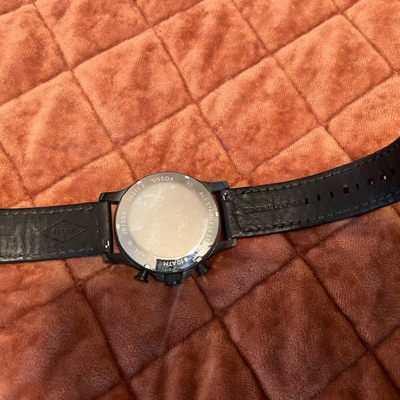 Men’s fossil large face leather watch - Picture 4 of 4